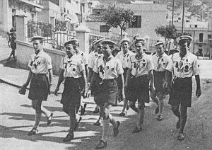 SCOUTS DE FRANCE 1ERE GROUPE BAYARD 1941 SCOUTS MARINS AVANT LE DEFILE EN JUIN A MERS EL KEBIR